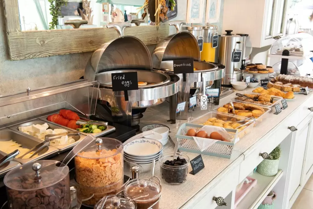 villa-anthelion-breakfast-03