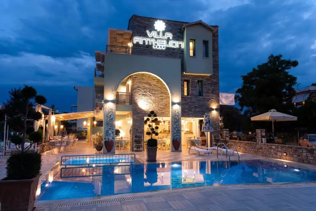 villa-anthelion-exterior-gallery-01