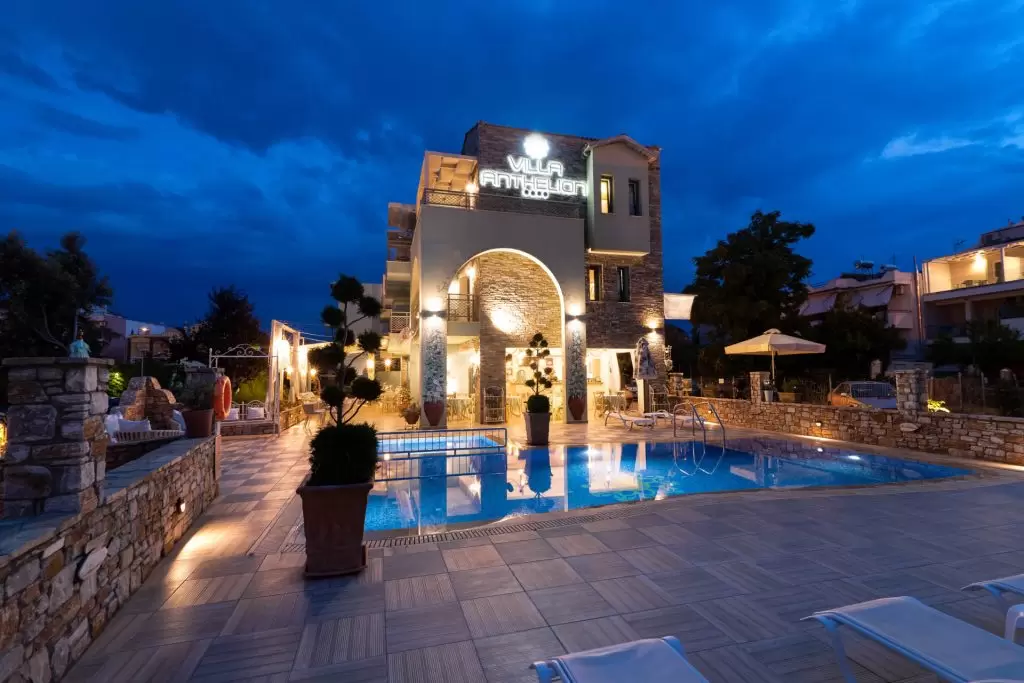 villa-anthelion-exterior-gallery-03