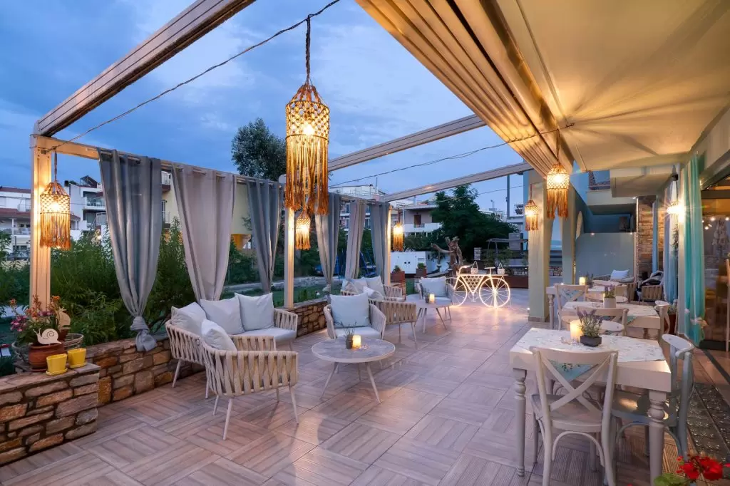 villa-anthelion-pool-bar-06