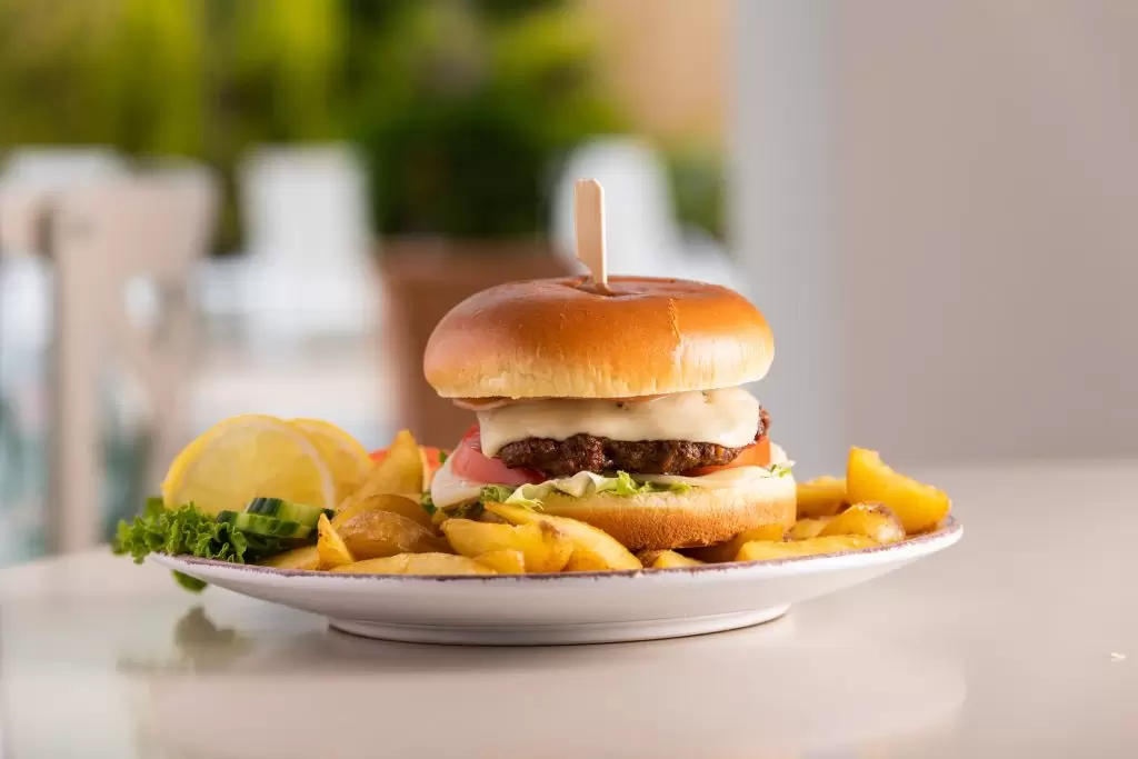 villa-anthelion-pool-bar-10