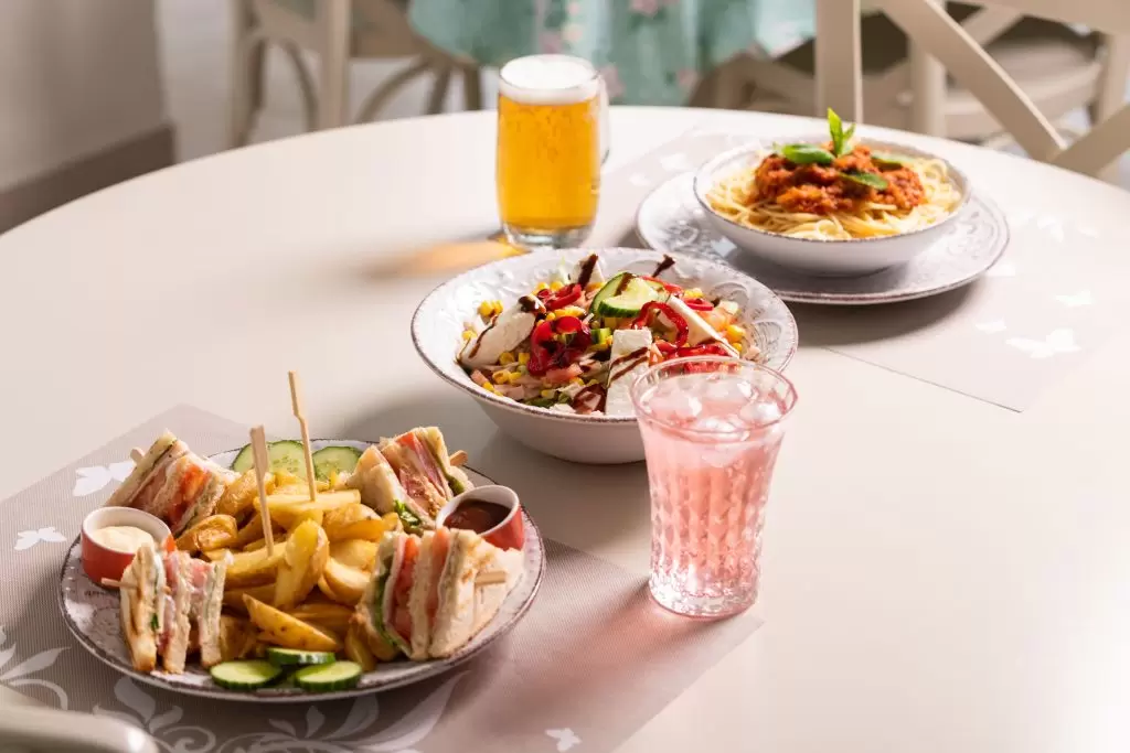 villa-anthelion-pool-bar-11